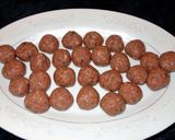 A picture of step 1 of Meatballs with Stir-Fried Vegetables and Tangerine Sauce, Jon Style.