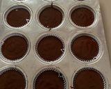 Foto langkah ke 5 dari resep Bolu Kukus Coklat.