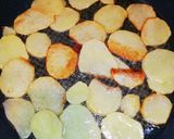 Sajtos-sült burgonyás rántotta recept fázis 1 fotója