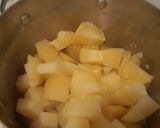 Csípős csirkeszárnyak főtt burgonyával és narancs kompóttal recept fázis 4 fotója