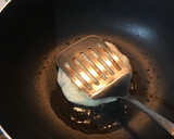 Foto langkah ke 4 dari resep Hotteok (Korean Sweet Pancake).