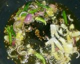 ভিন্ডি ভাজি(bhindi bhaji recipe in Bengali) রেসিপির ধাপ 2 ছবি