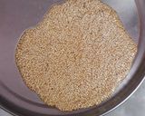 তিলের নাড়ু (Teel ladoo recipe in bengali) রেসিপির ধাপ 3 ছবি