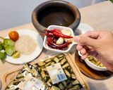 รูปขั้นตอนการทำที่ 1 ของ วิธีทำ ตำหน่อไม้ใบย่านางใส่หมูยอและเห็ด by ชฎา