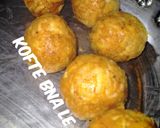 A picture of step 3 of Lauki k kofte.