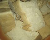 A picture of step 1 of French toast.