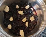 Fokhagymás aszalt szilva mártás recept fázis 2 fotója