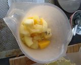 Une image de l'étape 2 de Compote pomme mangue kiwi.