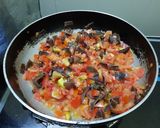 Hình bước làm 3 của món "Nui Ý" phiên bản Made by me cho ngày cạn máu