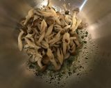 A picture of step 4 of Marinated mushrooms made with salted rice malt.