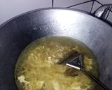 Foto langkah ke 3 dari resep Seblak kwetiau kuah.
