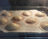 Foto del paso 3 de la receta: Mini pizzas de empanadillas