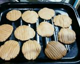 A picture of step 3 of Good day biscuits.