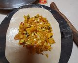 A picture of step 3 of Yummy stuffed Cabbage paratha.
