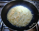 Foto del paso 2 de la receta: Muslo y contramuslo de pollo en salsa de azafrán #pollo y listo