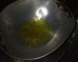 बेसन हरी मिर्ची तड़का कड़ी (Besan hari mirchi tadka kadhi recipe in Hindi) रेसिपी चरण 2 फोटो