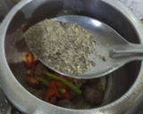 A picture of step 3 of Namkeen kalimiri mutton.