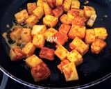 A picture of step 1 of Sweet corns, Paneer, Veggies Dry Curry.
