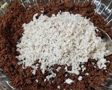 A picture of step 2 of Coconut jaggery ladoo.
