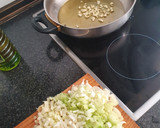 Foto del paso 2 de la receta: Albondiguillas estofadas con calamar