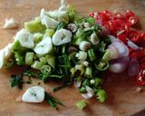 Foto langkah ke 1 dari resep Sambal rica-rica ala geprek bensu.