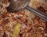 A picture of step 4 of Mater pulao.