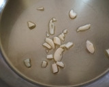 Foto del paso 1 de la receta: Guiso de patatas con sepia y mejillones