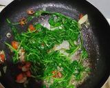 Foto langkah ke 3 dari resep Tumis selada air terasi.