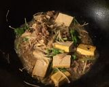รูปขั้นตอนการทำที่ 7 ของ เห็ดเข็มทองผัดเต้าหู้หมูสับ