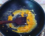 รูปขั้นตอนการทำที่ 5 ของ ปลาทอดไข่ขยี้(Fish and egg scramble)