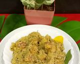 A picture of step 4 of Peper (Raw Papaya) shukto.