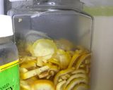 Foto langkah ke 4 dari resep Honey Lemon & Ginger Tea.
