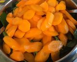 Une image de l'étape 13 de Salade de brede mafane au céleri,carottes,pois chiches, tomates et oignon.