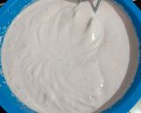 Foto langkah ke 5 dari resep Es Krim Strawberry Homemade.