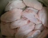 รูปขั้นตอนการทำที่ 1 ของ ปีกไก่ต้มซีอิ๊ว