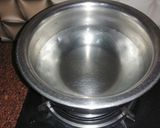 A picture of step 4 of Maggi Roll.