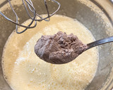 Foto del paso 5 de la receta: Tarta “ajedrez” con almíbar de chocolate y ganaché