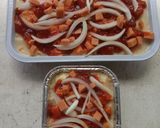 Foto langkah ke 2 dari resep Puding roti bolognese panggang.