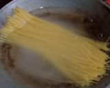 Foto langkah ke 2 dari resep Spaghetti Carbonara Sosis.