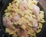 Foto del passaggio 3 della ricetta Pollo con le patate