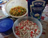 Foto del paso 2 de la receta: Ensalada de surimi con 4 ingredientes