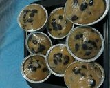 Foto langkah ke 16 dari resep Bakery style vanilla chocochips muffin.