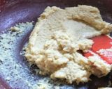 मथुरा पेढा (mathura pedha recipe in marathi) रेसिपी स्टेप 2 फोटो 