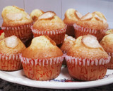 Foto del paso 7 de la receta: Magdalenas con copete