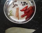 વઘારેલી ખીચડી (Vaghareli Khichdi Recipe In Gujarati) રેસીપી સ્ટેપ1ફોટો