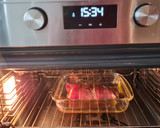 Foto del paso 4 de la receta: Solomillo al horno envuelto en jamón y pesto