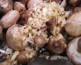 A picture of step 2 of Mushrooms In Garlic Sauce🍄.