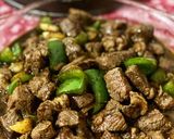 Foto langkah ke 3 dari resep Black pepper Steak (Daging sapi lada hitam).