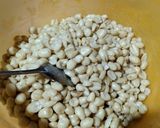 Foto langkah ke 1 dari resep 423.Kacang Bawang Santan Daun Jeruk.