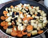 Foto del paso 8 de la receta: Verduras crocantes con dados de pollo a las 5 especias orientales